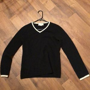 100% cashmere sweater